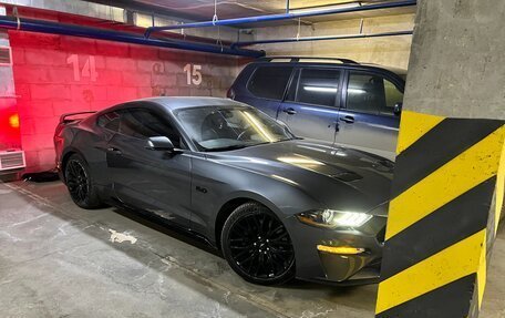 Ford Mustang VI рестайлинг, 2020 год, 4 200 000 рублей, 3 фотография