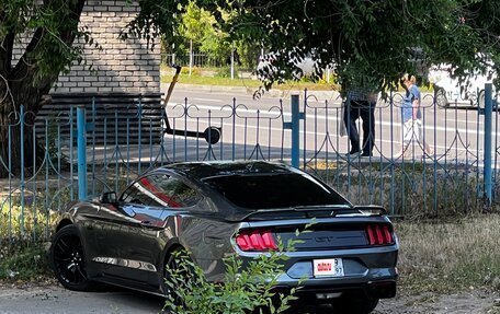 Ford Mustang VI рестайлинг, 2020 год, 4 200 000 рублей, 5 фотография