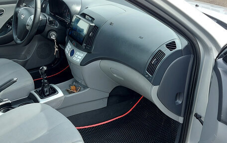 Hyundai Avante, 2009 год, 485 000 рублей, 22 фотография