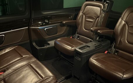 Mercedes-Benz V-Класс, 2015 год, 3 600 000 рублей, 10 фотография