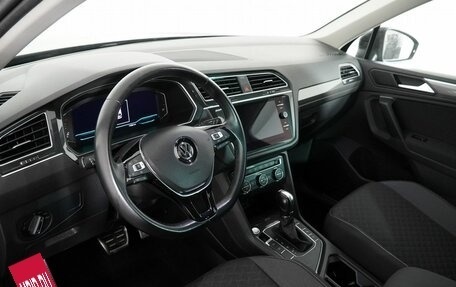 Volkswagen Tiguan II, 2019 год, 2 250 000 рублей, 9 фотография