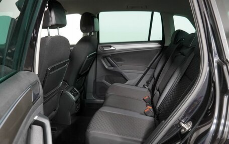 Volkswagen Tiguan II, 2019 год, 2 250 000 рублей, 10 фотография