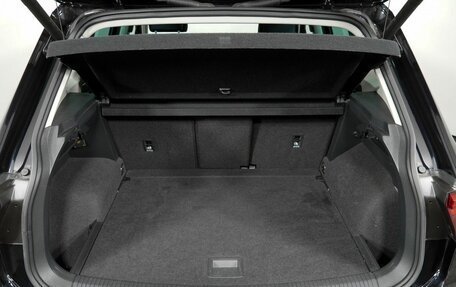 Volkswagen Tiguan II, 2019 год, 2 250 000 рублей, 25 фотография