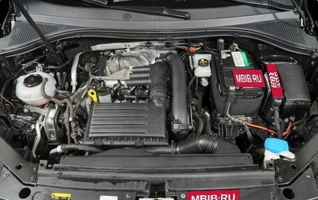 Volkswagen Tiguan II, 2019 год, 2 250 000 рублей, 26 фотография