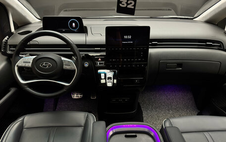 Hyundai Staria, 2022 год, 6 300 000 рублей, 10 фотография