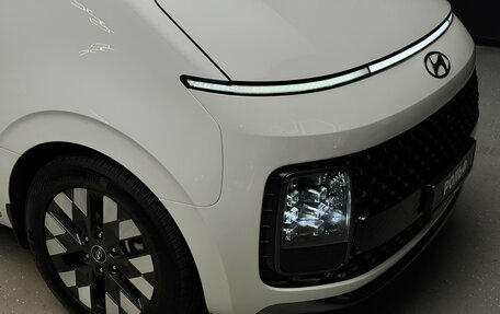 Hyundai Staria, 2022 год, 6 300 000 рублей, 8 фотография