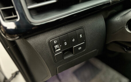 Hyundai Staria, 2022 год, 6 300 000 рублей, 20 фотография