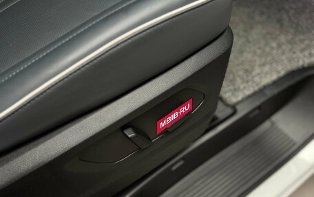 Hyundai Staria, 2022 год, 6 300 000 рублей, 28 фотография