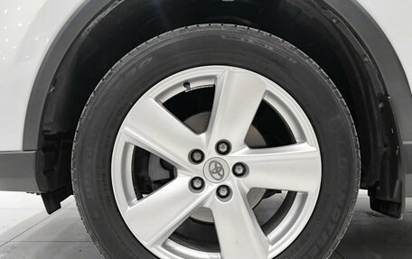 Toyota RAV4, 2018 год, 2 890 000 рублей, 18 фотография