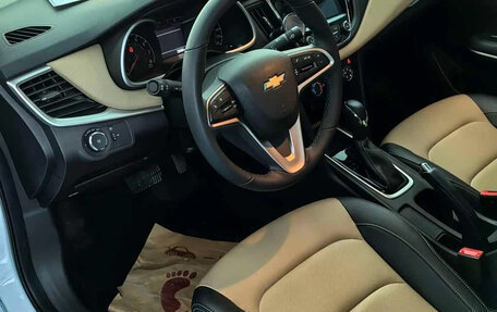 Chevrolet Monza, 2022 год, 920 667 рублей, 9 фотография