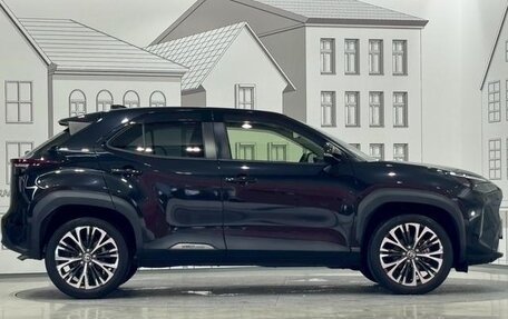 Toyota Yaris Cross, 2023 год, 1 550 055 рублей, 2 фотография