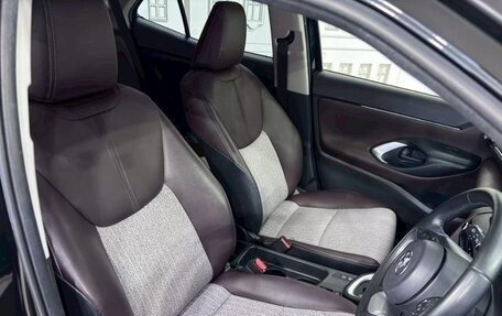 Toyota Yaris Cross, 2023 год, 1 550 055 рублей, 8 фотография