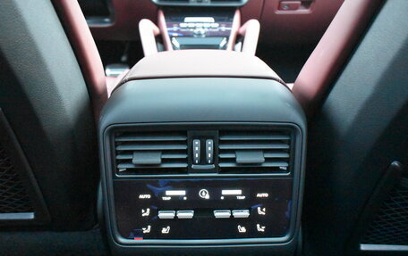 Porsche Cayenne III, 2026 год, 26 800 000 рублей, 25 фотография