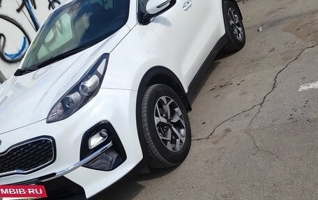 KIA Sportage IV рестайлинг, 2019 год, 2 600 000 рублей, 3 фотография