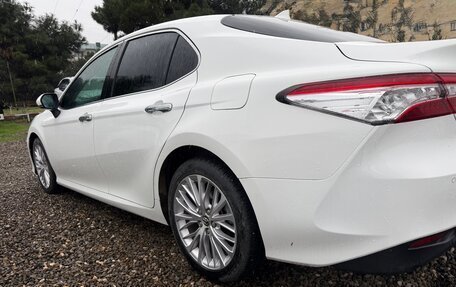 Toyota Camry, 2019 год, 2 850 000 рублей, 14 фотография