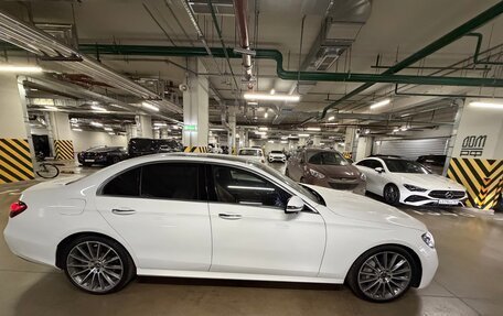 Mercedes-Benz E-Класс, 2021 год, 5 800 000 рублей, 8 фотография