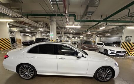 Mercedes-Benz E-Класс, 2021 год, 5 800 000 рублей, 7 фотография