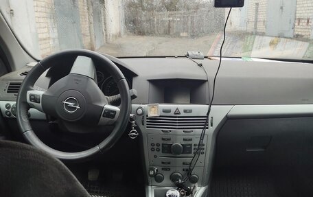 Opel Astra J, 2010 год, 646 000 рублей, 5 фотография