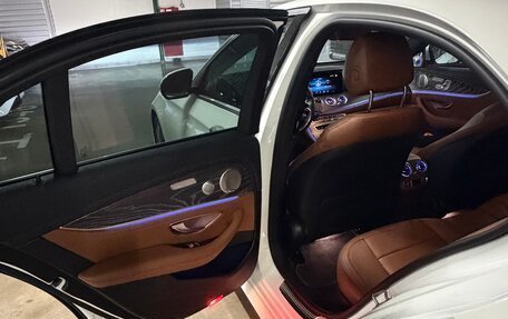 Mercedes-Benz E-Класс, 2021 год, 5 800 000 рублей, 19 фотография