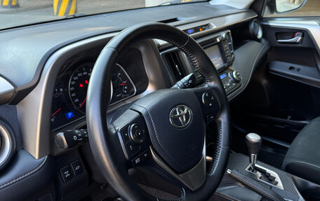 Toyota RAV4, 2015 год, 2 290 000 рублей, 15 фотография