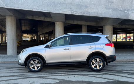 Toyota RAV4, 2015 год, 2 290 000 рублей, 5 фотография