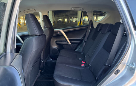 Toyota RAV4, 2015 год, 2 290 000 рублей, 23 фотография