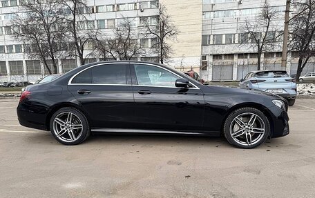 Mercedes-Benz E-Класс, 2018 год, 3 450 000 рублей, 3 фотография