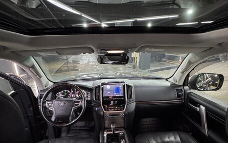 Toyota Land Cruiser 200, 2019 год, 7 500 000 рублей, 8 фотография