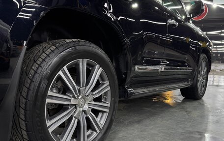 Toyota Land Cruiser 200, 2019 год, 7 500 000 рублей, 28 фотография