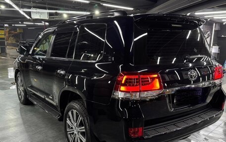 Toyota Land Cruiser 200, 2019 год, 7 500 000 рублей, 31 фотография