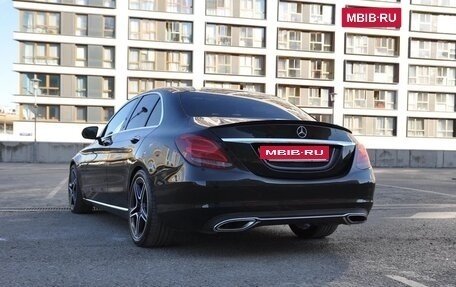 Mercedes-Benz C-Класс, 2018 год, 2 750 000 рублей, 4 фотография