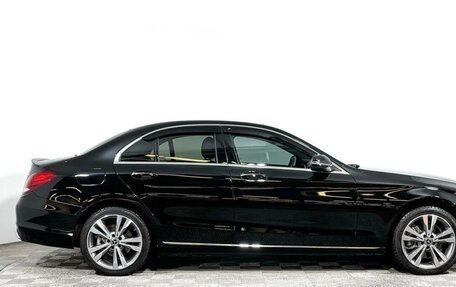 Mercedes-Benz C-Класс, 2018 год, 2 750 000 рублей, 16 фотография