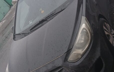 Hyundai Solaris II рестайлинг, 2011 год, 400 000 рублей, 5 фотография