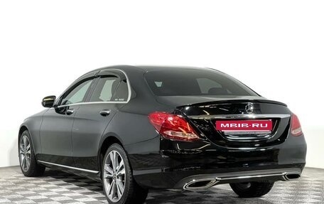 Mercedes-Benz C-Класс, 2018 год, 2 750 000 рублей, 15 фотография