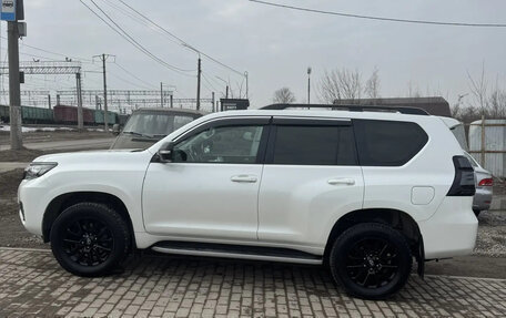 Toyota Land Cruiser Prado 150 рестайлинг 2, 2020 год, 5 400 000 рублей, 4 фотография