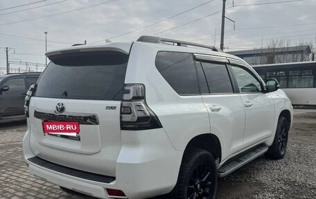 Toyota Land Cruiser Prado 150 рестайлинг 2, 2020 год, 5 400 000 рублей, 3 фотография
