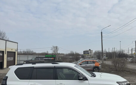 Toyota Land Cruiser Prado 150 рестайлинг 2, 2020 год, 5 400 000 рублей, 10 фотография