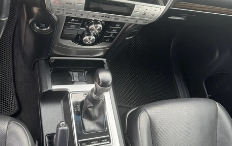 Toyota Land Cruiser Prado 150 рестайлинг 2, 2020 год, 5 400 000 рублей, 14 фотография