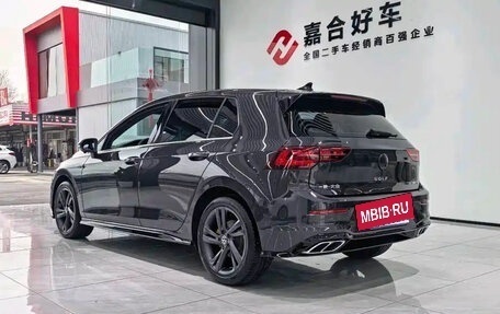 Volkswagen Golf VIII, 2023 год, 1 900 000 рублей, 6 фотография