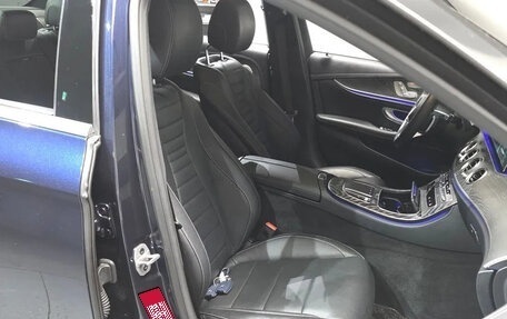 Mercedes-Benz E-Класс, 2023 год, 5 200 000 рублей, 10 фотография
