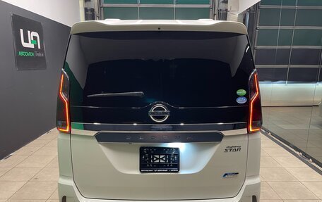 Nissan Serena IV, 2016 год, 1 560 000 рублей, 5 фотография