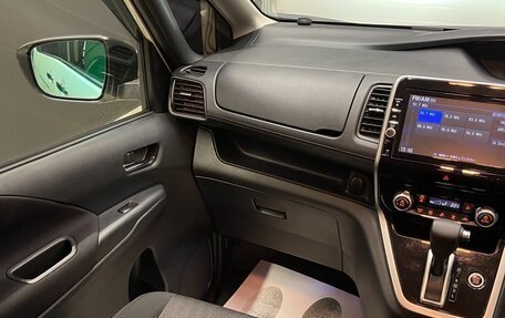 Nissan Serena IV, 2016 год, 1 560 000 рублей, 17 фотография