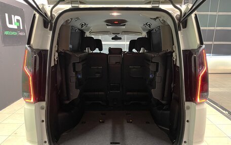 Nissan Serena IV, 2016 год, 1 560 000 рублей, 23 фотография