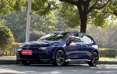 Volkswagen Golf VIII, 2023 год, 1 970 000 рублей, 1 фотография