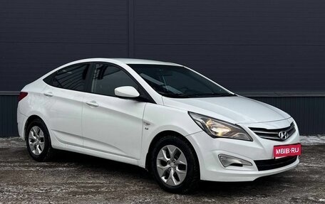 Hyundai Solaris II рестайлинг, 2016 год, 890 000 рублей, 1 фотография