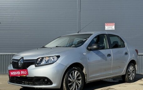 Renault Logan II, 2017 год, 800 000 рублей, 3 фотография