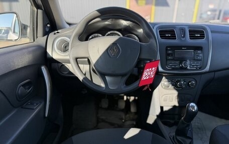 Renault Logan II, 2017 год, 800 000 рублей, 9 фотография