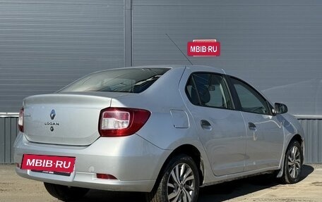 Renault Logan II, 2017 год, 800 000 рублей, 6 фотография