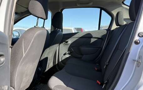 Renault Logan II, 2017 год, 800 000 рублей, 16 фотография