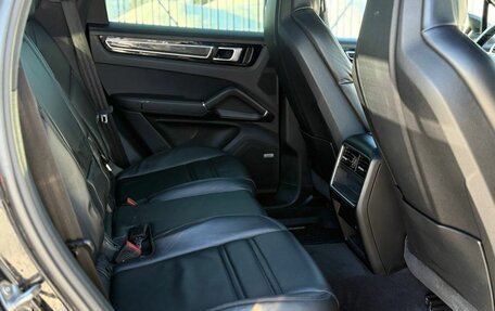 Porsche Cayenne III, 2018 год, 5 400 000 рублей, 38 фотография